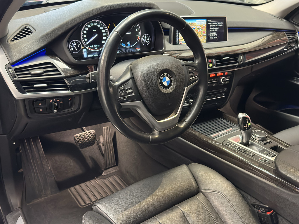 43589005-10.jpg