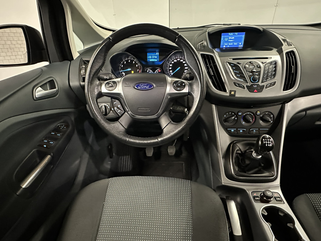 43592695-11.jpg