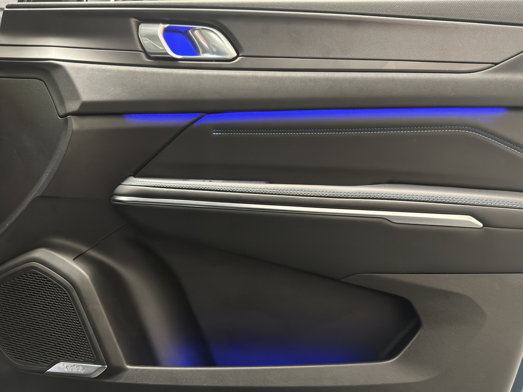 45074376-66.jpg