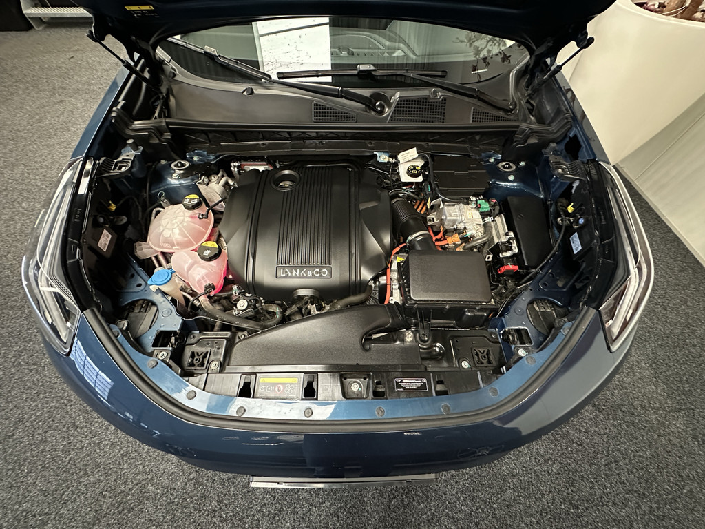 45105804-66.jpg