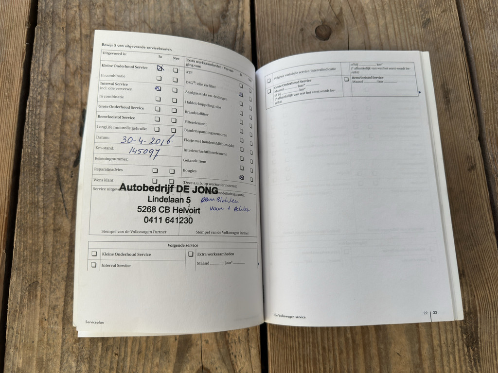 45178917-18.jpg