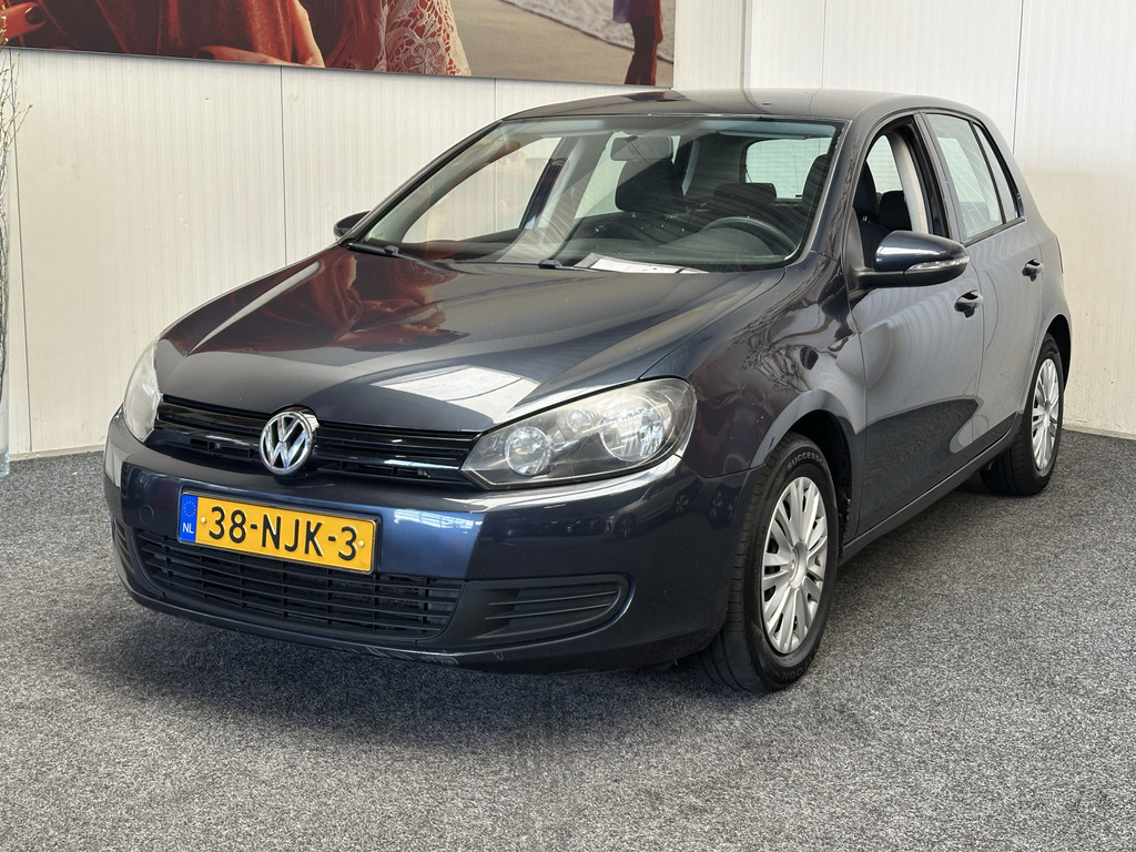 45178917-2.jpg