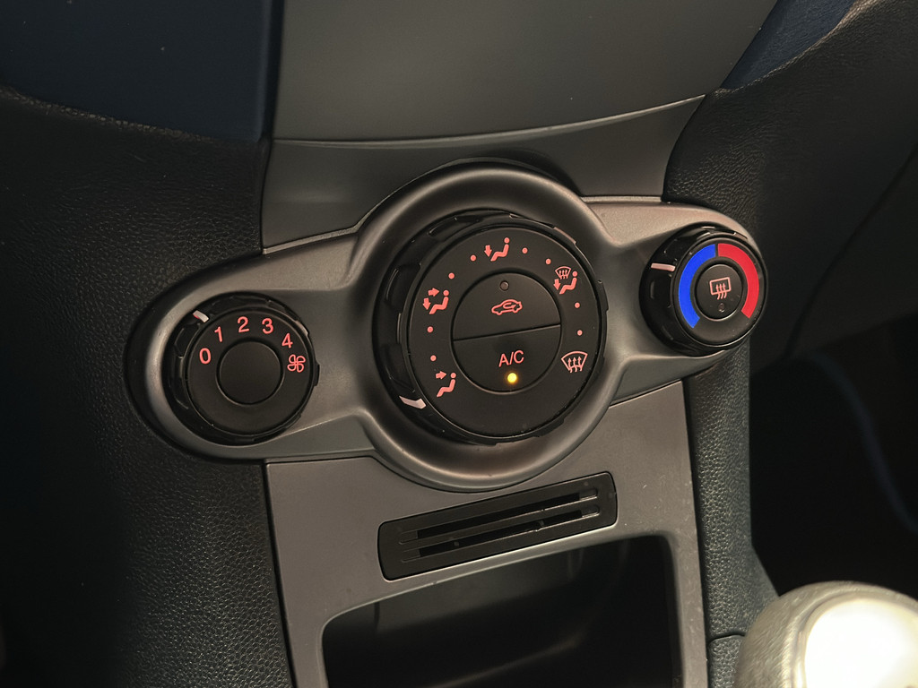 45823643-20.jpg