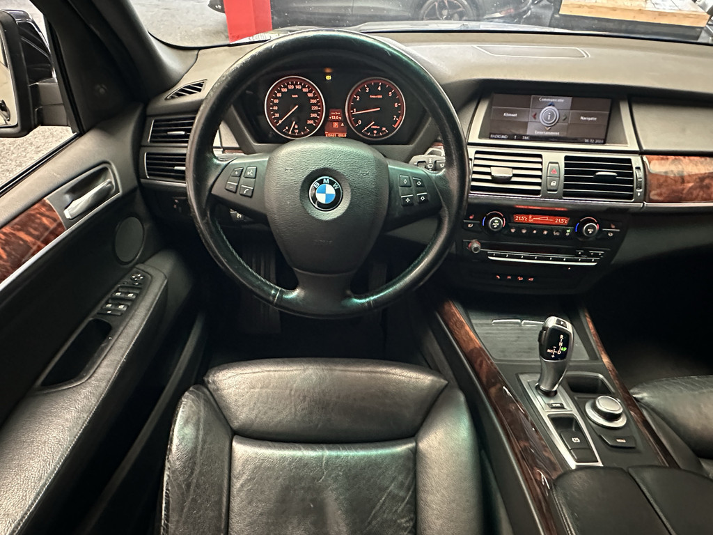 46441025-11.jpg