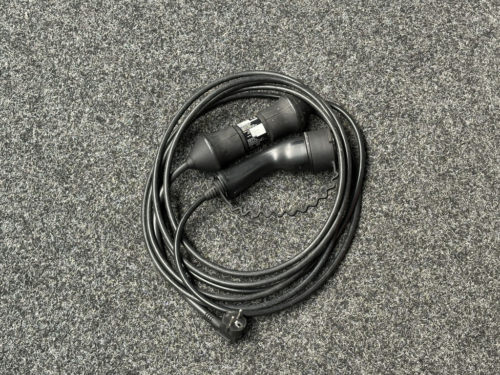 46581493-58.jpg