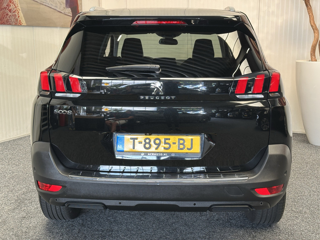 46633340-5.jpg