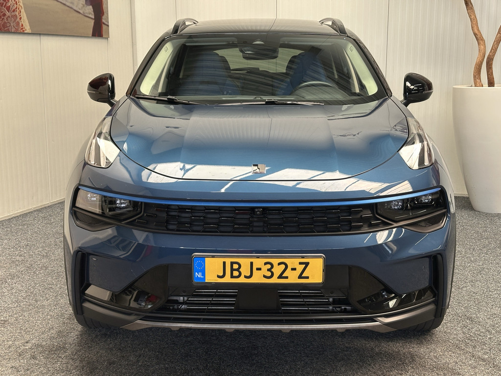 47089806-1.jpg