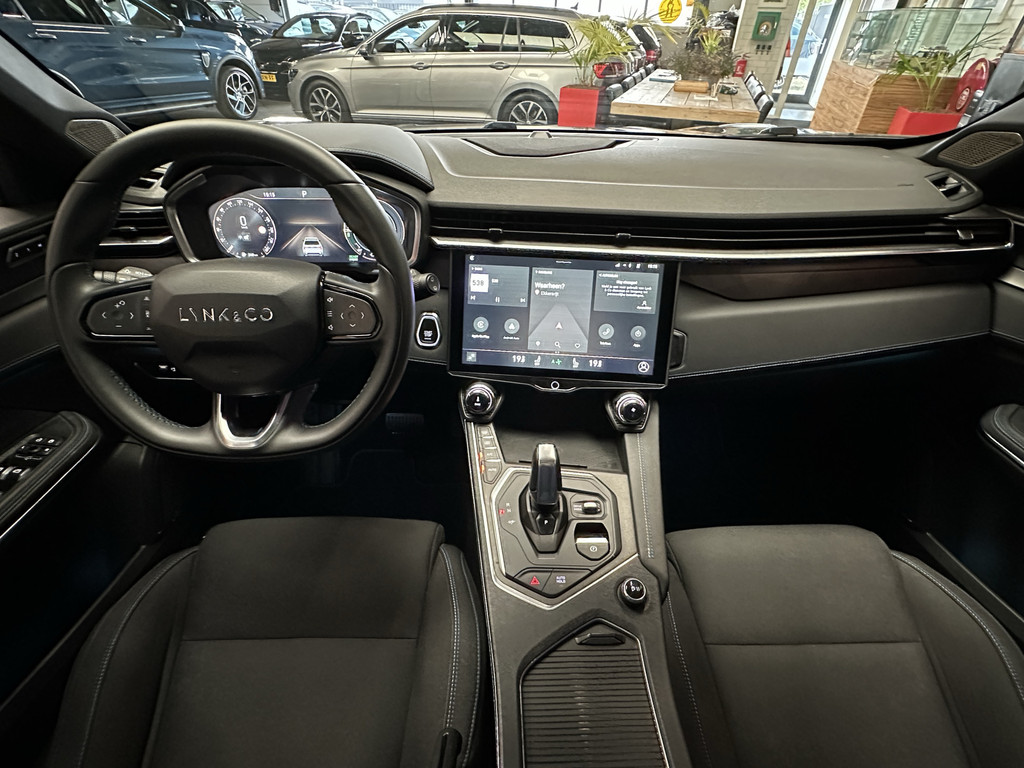47089848-12.jpg