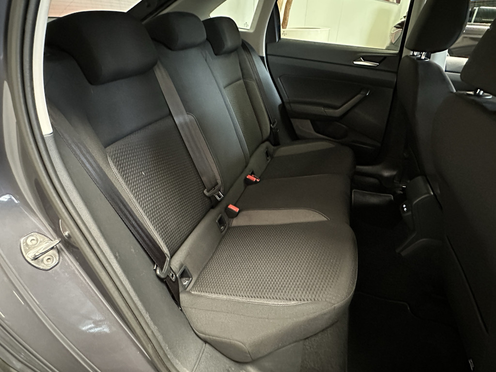 47320125-46.jpg