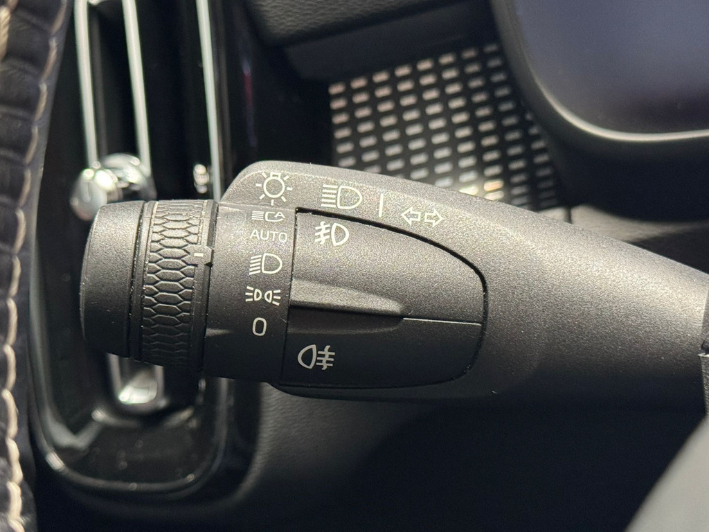 47605691-23.jpg