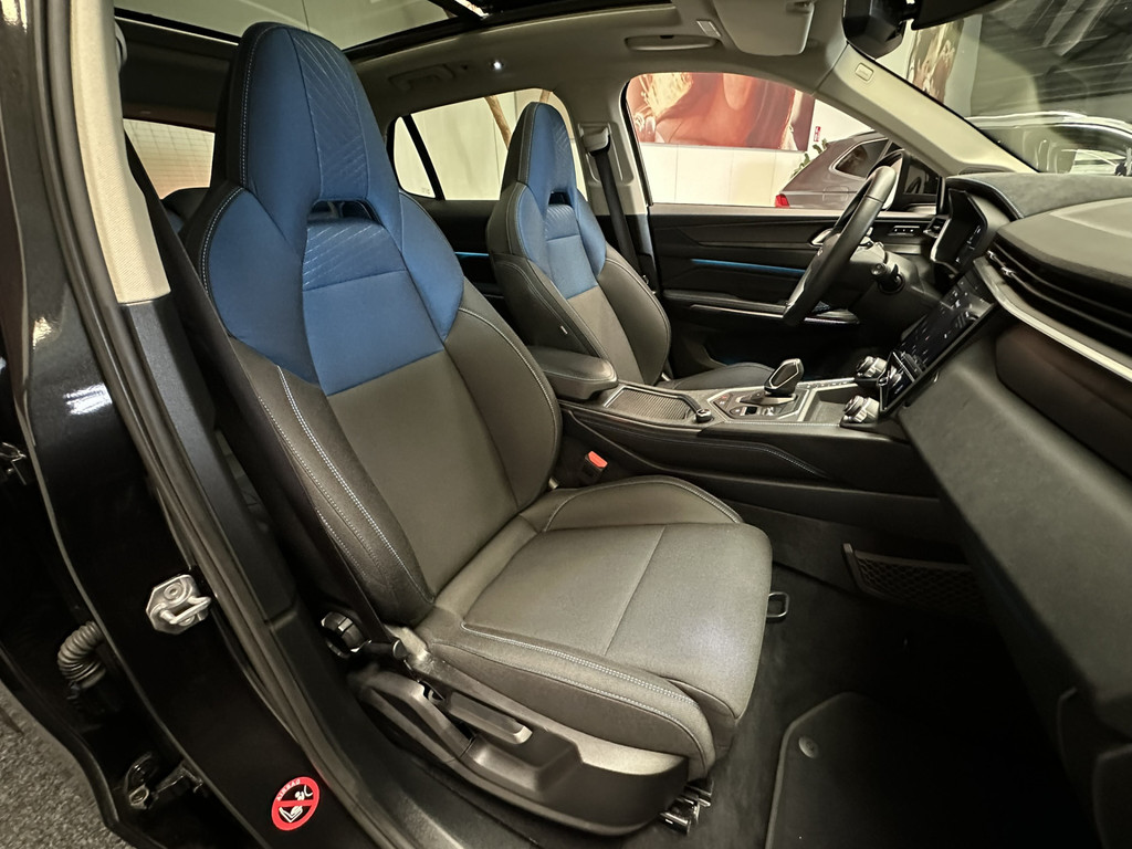 47713511-17.jpg