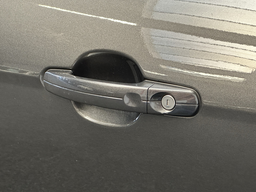 47786333-44.jpg