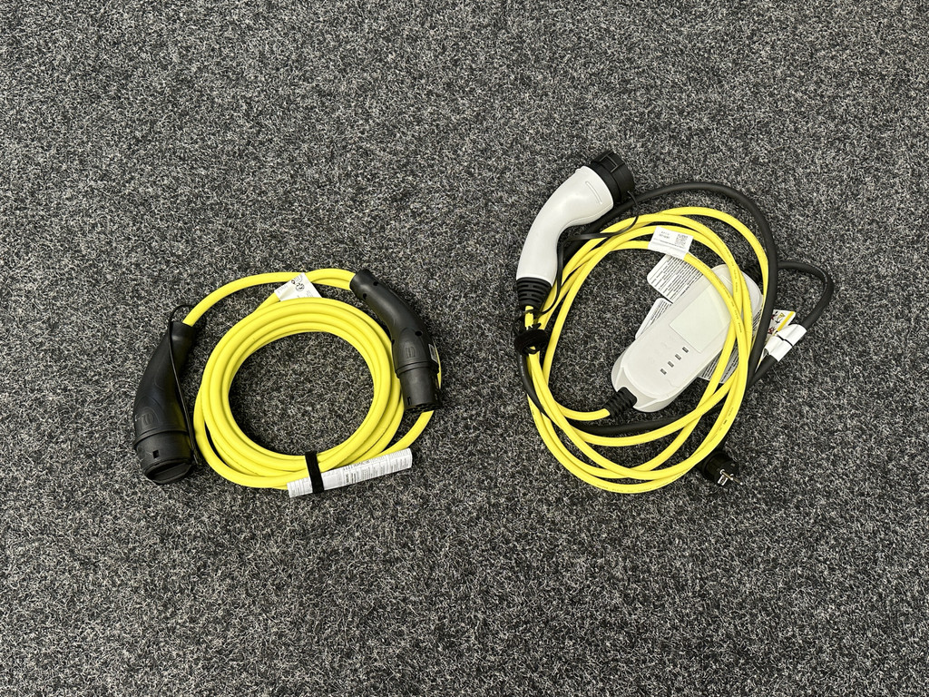 47916506-57.jpg