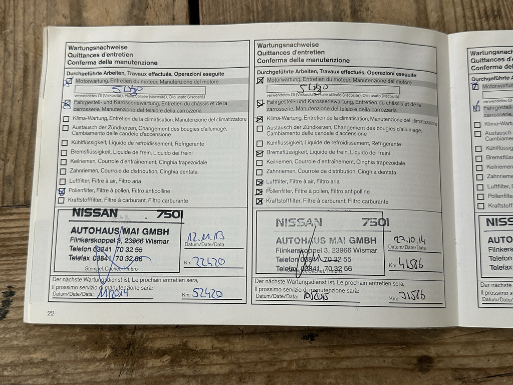 47917849-17.jpg