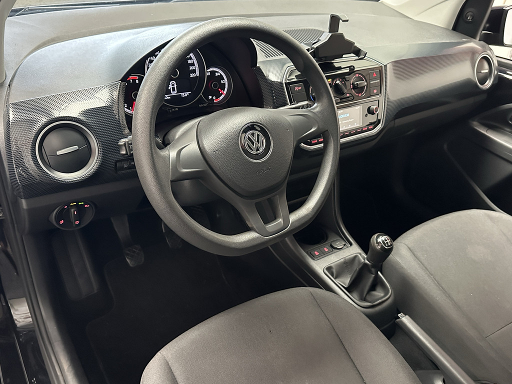 47917970-10.jpg