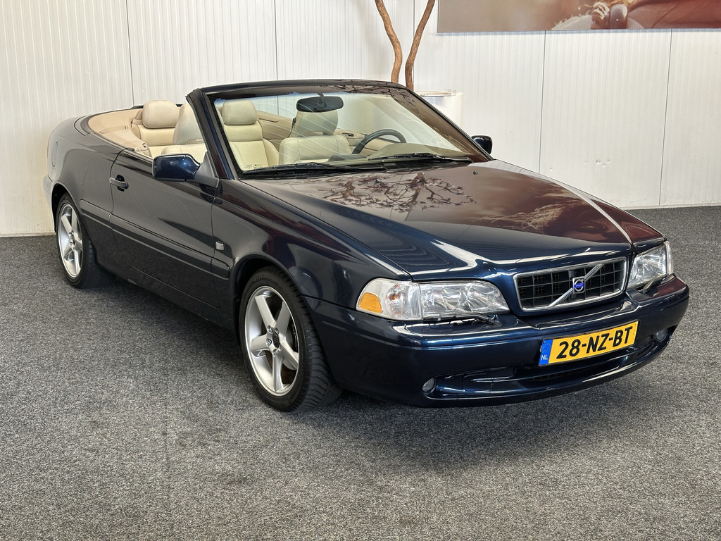 47918074-2.jpg