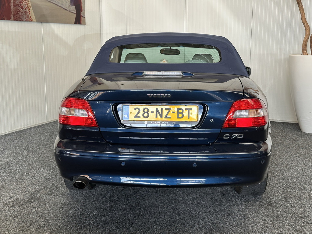 47918074-42.jpg