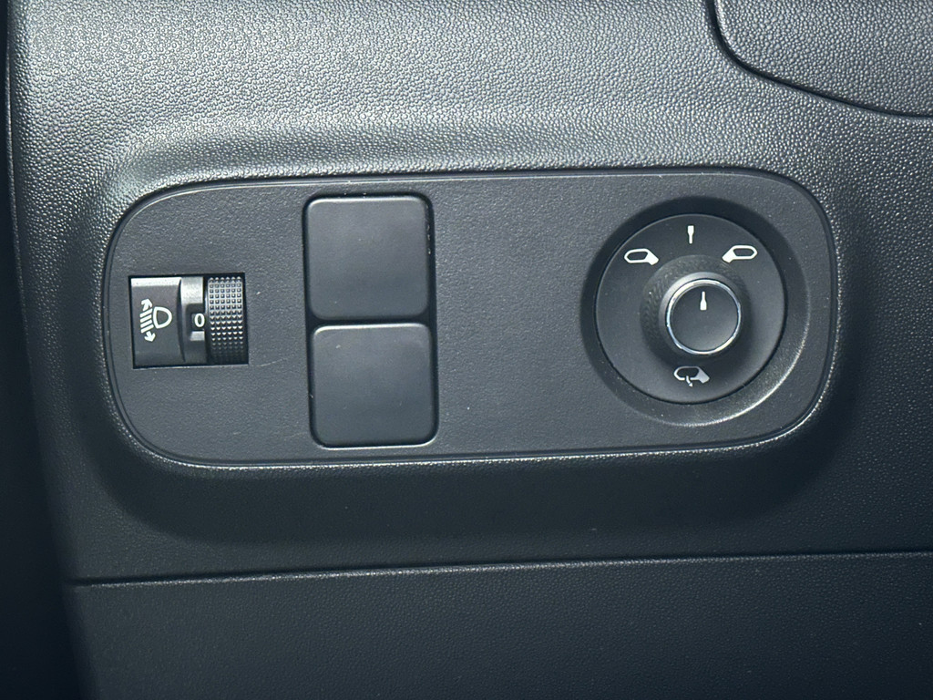 48688241-37.jpg