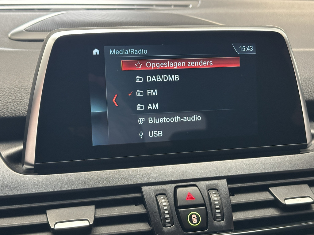 50253984-25.jpg