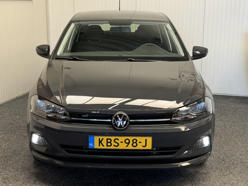 51838275-41.jpg