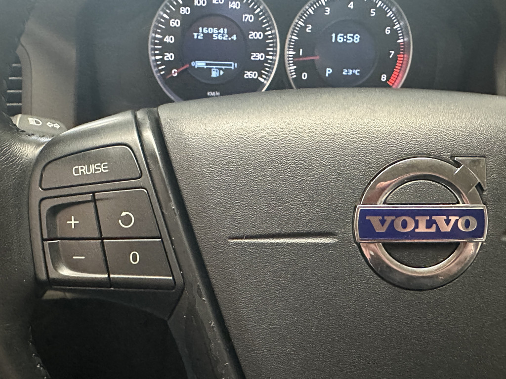 52748906-20.jpg
