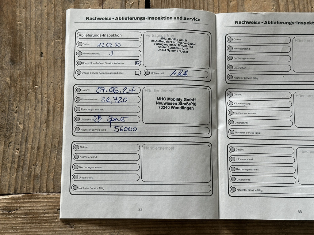 52763528-16.jpg