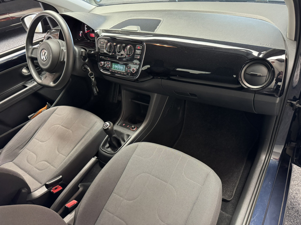 53060854-13.jpg