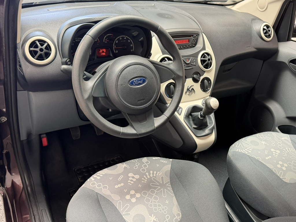 53310504-10.jpg