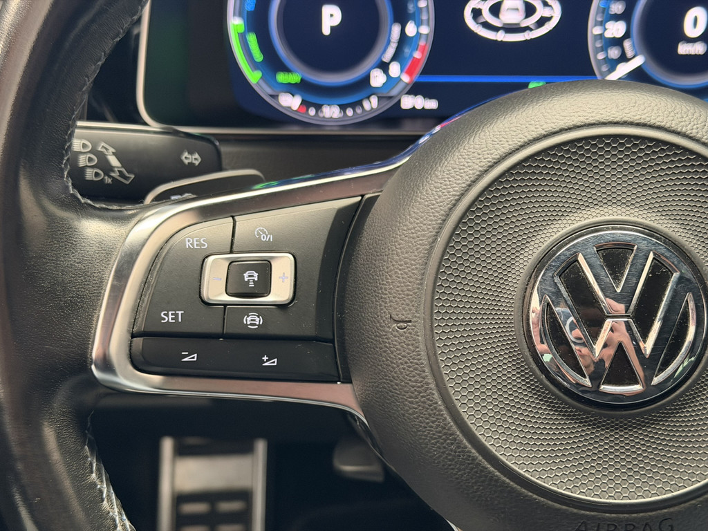 53586989-20.jpg