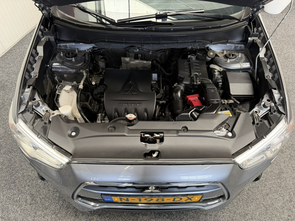 53905085-43.jpg