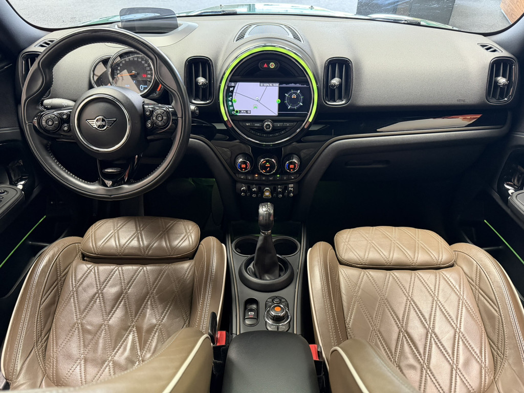 54081490-12.jpg