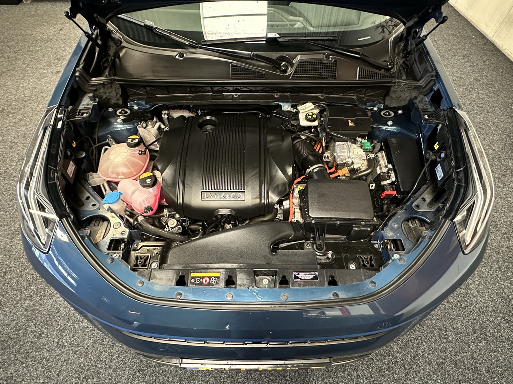 54234481-71.jpg