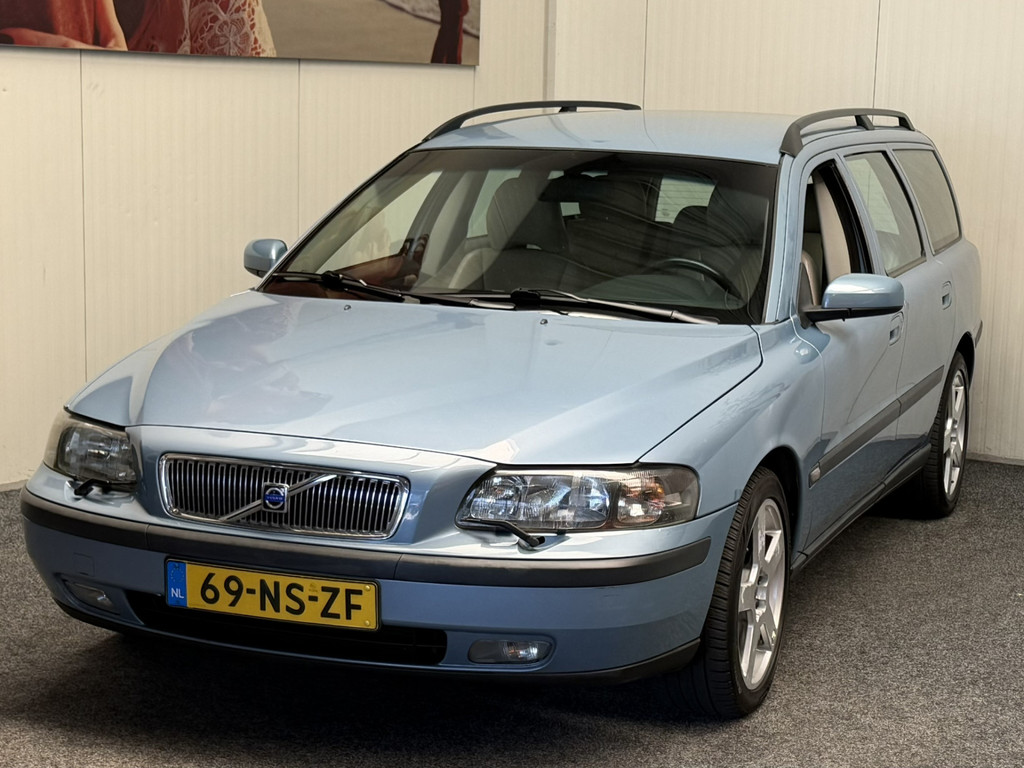 55019063-3.jpg