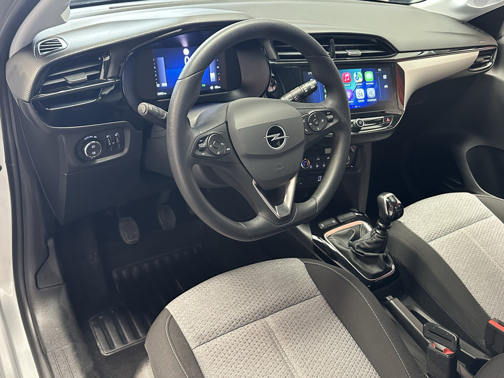 55836144-10.jpg