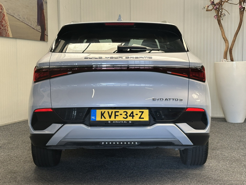 56049903-6.jpg