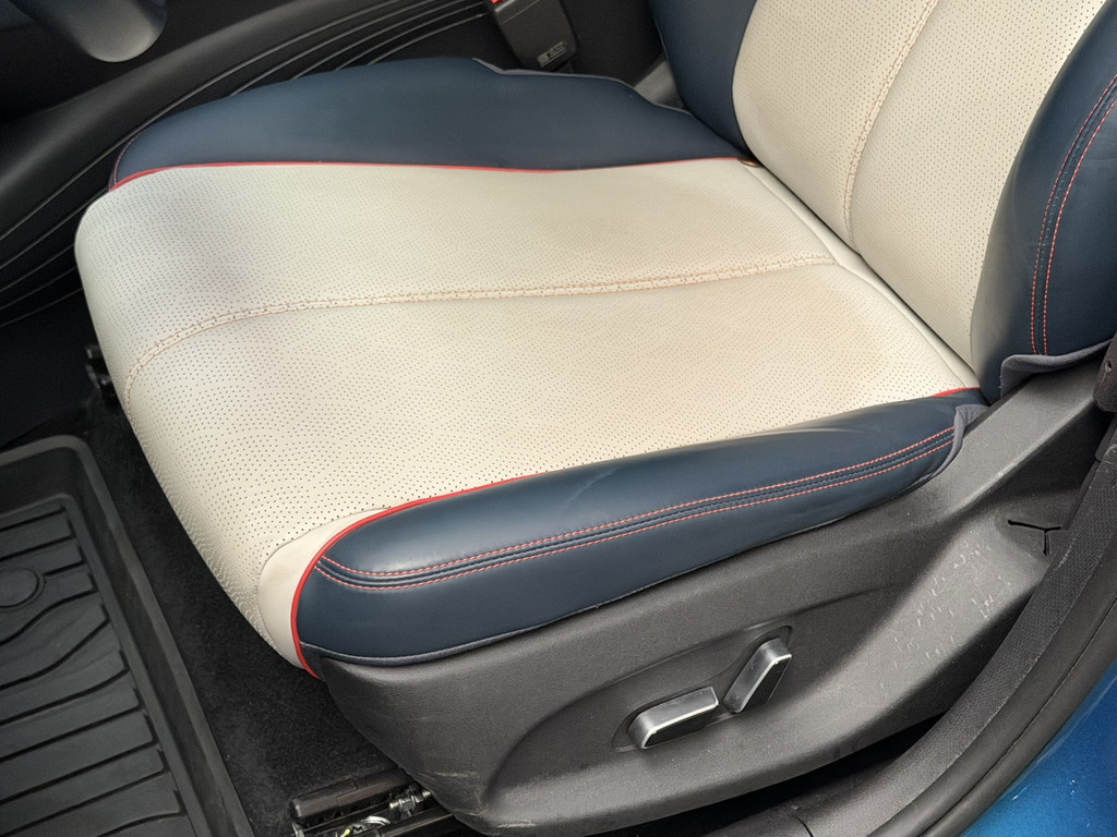 56049921-15.jpg