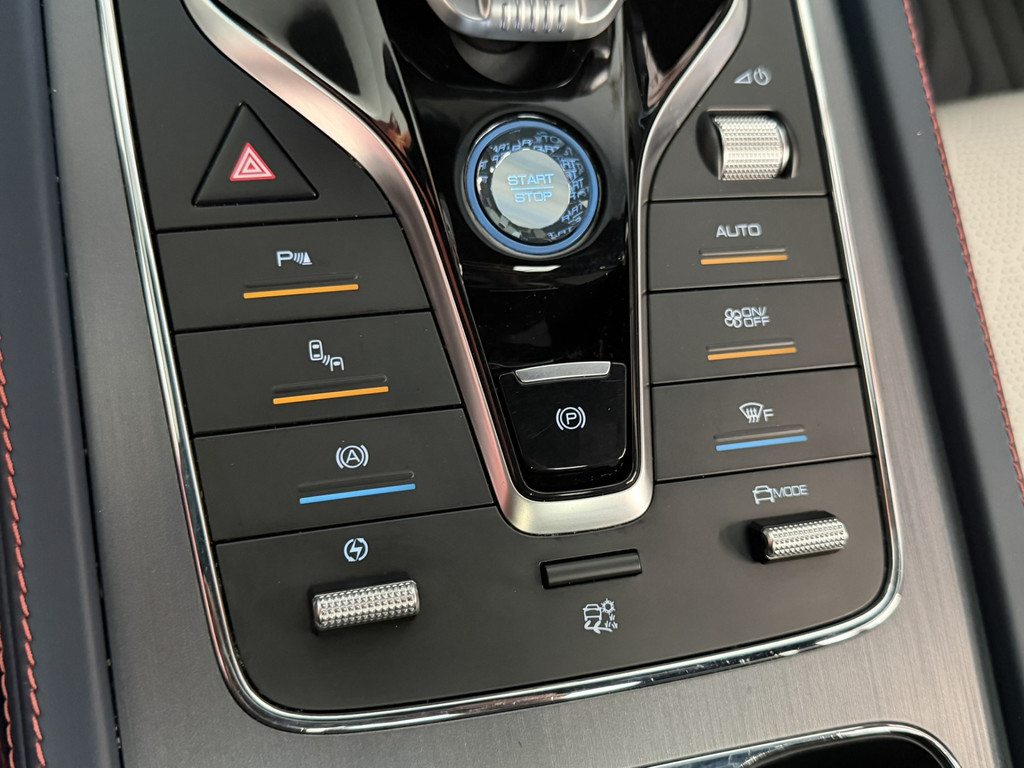 56100603-27.jpg