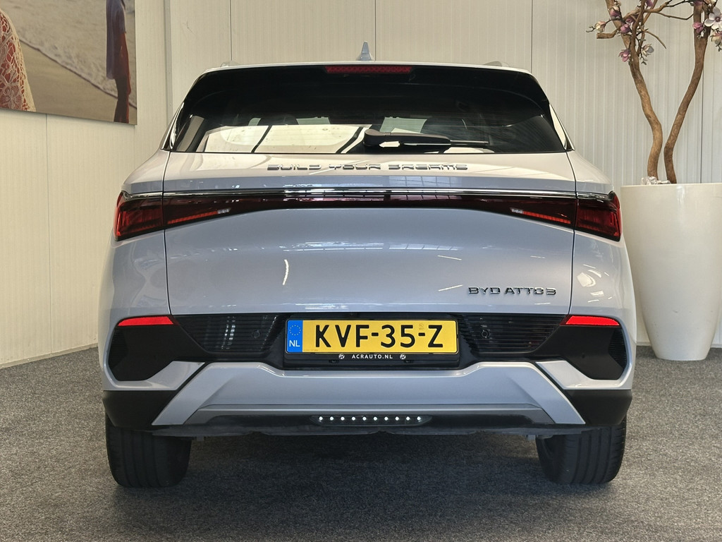 56240679-6.jpg