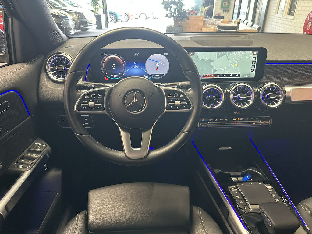 56559226-11.jpg