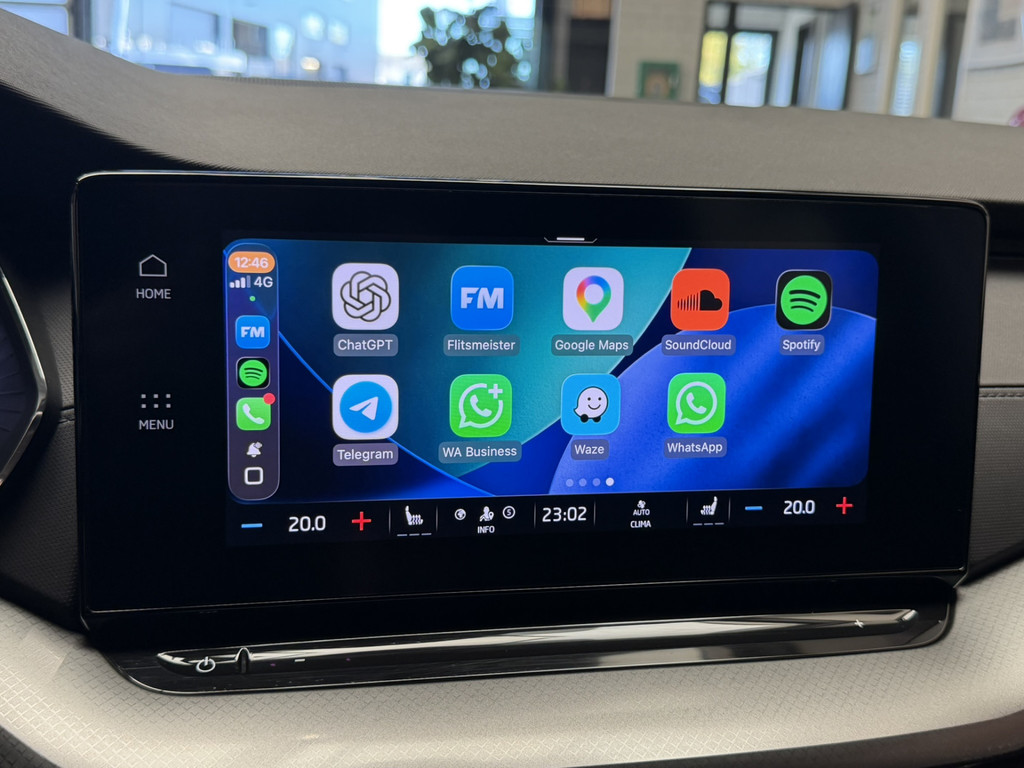 57038091-26.jpg